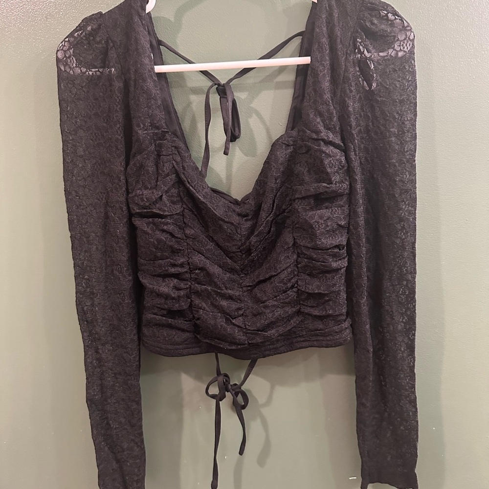 Lulu's Black Lace Ruched Long Sleeve Blouse